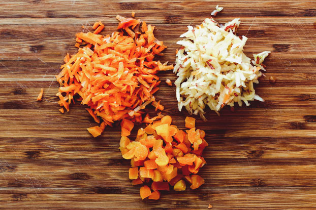 Apricot and carrot muffins (recipe apricot-carrot muffins step 1)