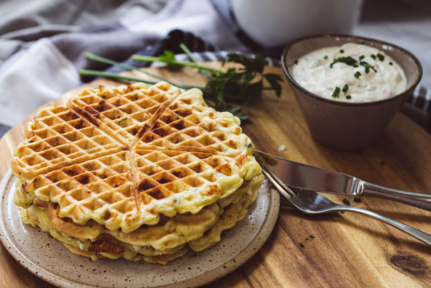 Cheese waffles (recipe cheese waffles step 5b)