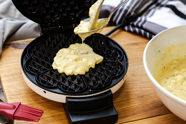 Cheese waffles (recipe cheese waffles step 4)