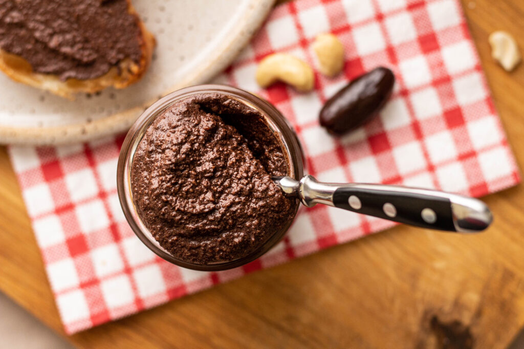 Date chocolate spread (recipe date chocolate spread)