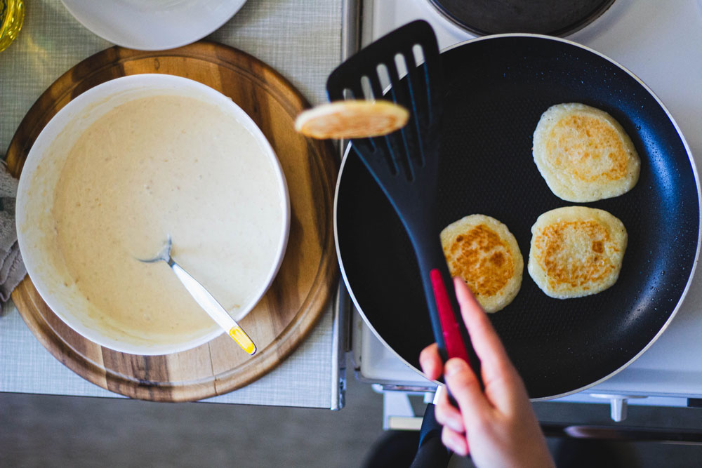 Buttermilk pancakes Buttermilk pancakes (recipe buttermilk pancakes step 4)