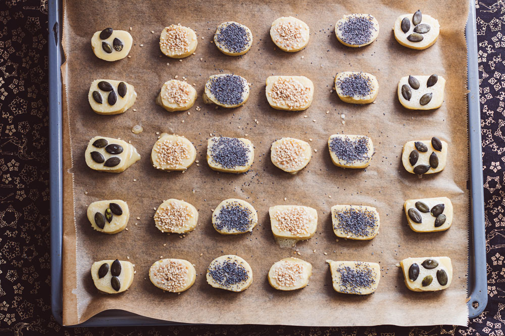 Parmesan cookies (recipe parmesan cookies step 4)